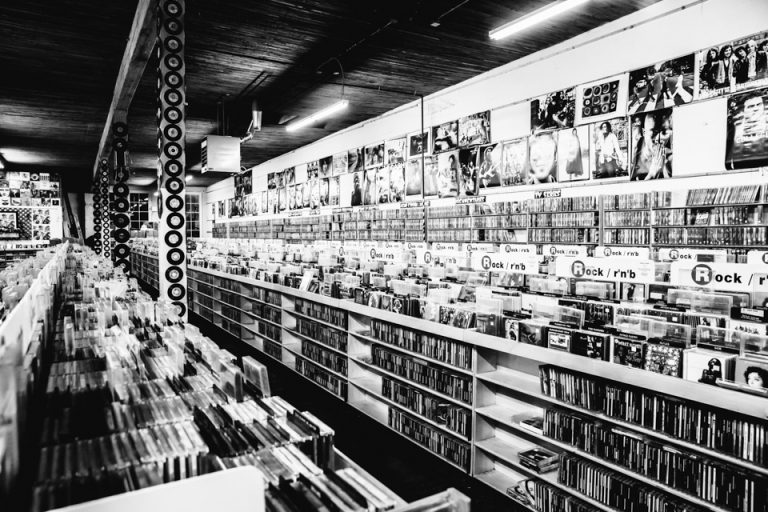 Seattle by Ozlem Yavuz